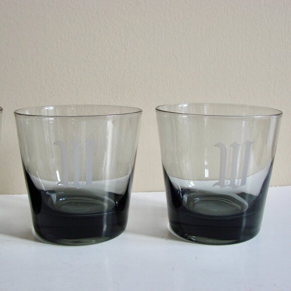 Vintage Set of 4 Bar Glasses Smoke Gray Purple Whiskey Lowball Monogrammed "W" - Picture 4 of 11